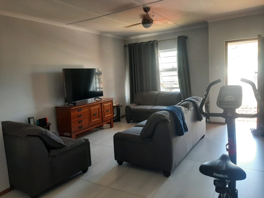 2 Bedroom Property for Sale in Abbotsford Eastern Cape